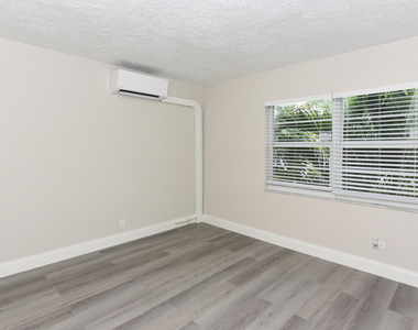 605 N Federal Highway - Photo Thumbnail 1