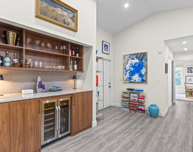 2474 Bedford Mews Drive - Photo Thumbnail 4