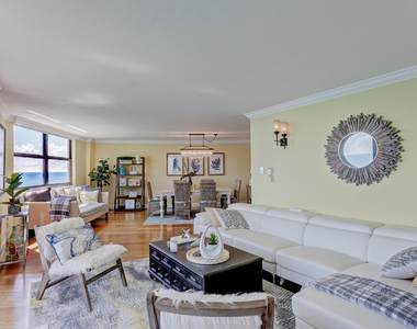 5420 N Ocean Drive - Photo Thumbnail 12