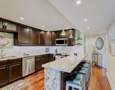 5420 N Ocean Drive - Photo Thumbnail 15