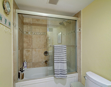 5420 N Ocean Drive - Photo Thumbnail 26