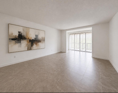3740 Inverrary Drive - Photo Thumbnail 18