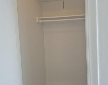 1960 Ne 48 Street - Photo Thumbnail 5