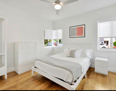 7825 Byron Avenue - Photo Thumbnail 3