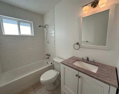 817 Lighthouse Drive - Photo Thumbnail 6