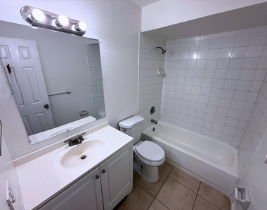 4100 Nw 16th Avenue - Photo Thumbnail 11