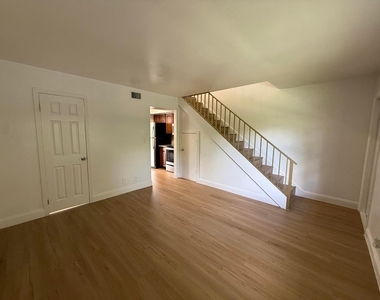 4100 Nw 16th Avenue - Photo Thumbnail 13
