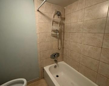 4384 Nw 9th Avenue - Photo Thumbnail 3