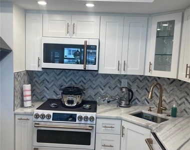 3800 Galt Ocean Drive - Photo Thumbnail 7