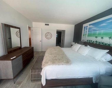 3800 Galt Ocean Drive - Photo Thumbnail 13