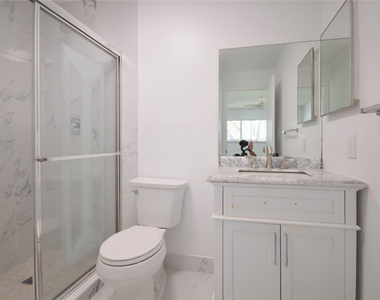 9499 W Mcnab Road - Photo Thumbnail 7
