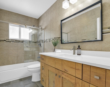 701 Appleby Street - Photo Thumbnail 36