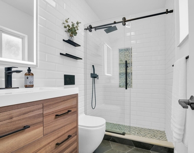 701 Appleby Street - Photo Thumbnail 30