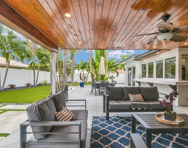 701 Appleby Street - Photo Thumbnail 16