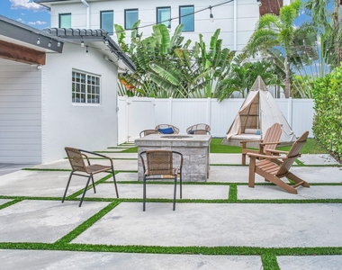 701 Appleby Street - Photo Thumbnail 22