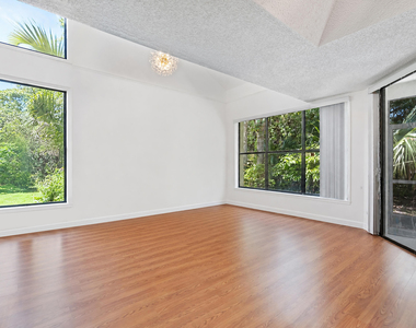 5280 Se Seascape Way - Photo Thumbnail 18