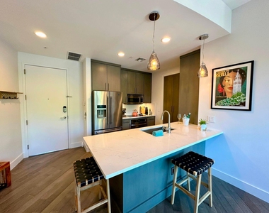 365 Se 6th Avenue - Photo Thumbnail 6