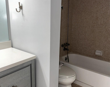 8310 Sands Point Boulevard - Photo Thumbnail 12