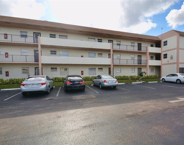 8310 Sands Point Boulevard - Photo Thumbnail 16