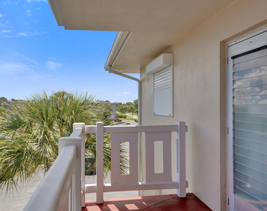 2640 S Garden Dr Drive S - Photo Thumbnail 3