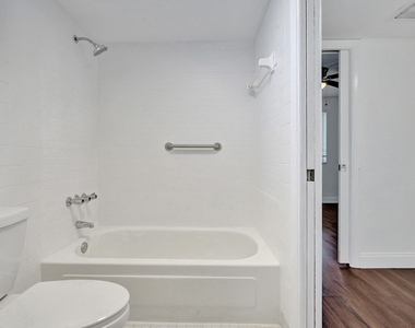 2640 S Garden Dr Drive S - Photo Thumbnail 25