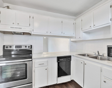 2640 S Garden Dr Drive S - Photo Thumbnail 7