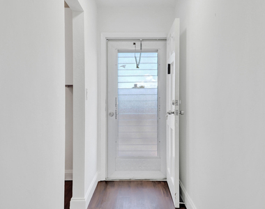2640 S Garden Dr Drive S - Photo Thumbnail 13