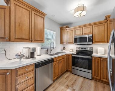 115 Highland Lane - Photo Thumbnail 13