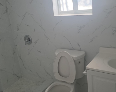 5211 Sw 24th Street - Photo Thumbnail 3