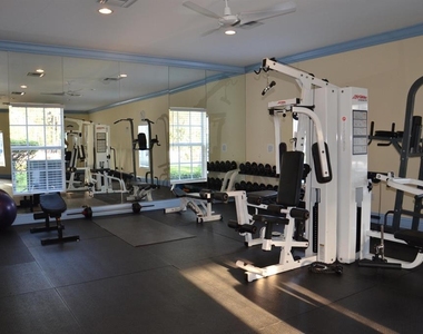 6417 Bay Club Drive - Photo Thumbnail 7