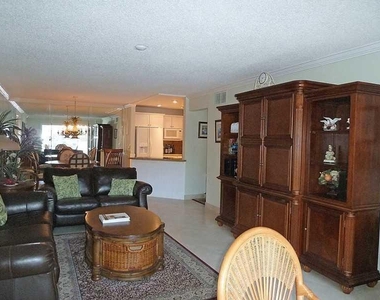 6417 Bay Club Drive - Photo Thumbnail 13