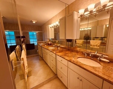 6417 Bay Club Drive - Photo Thumbnail 16