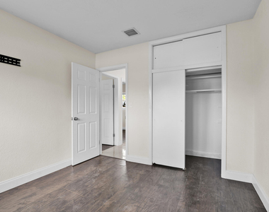 1821 Montague Street - Photo Thumbnail 15