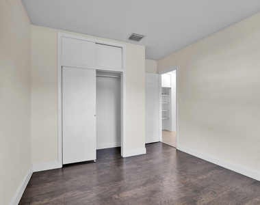 1821 Montague Street - Photo Thumbnail 8