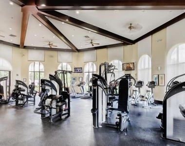 9205 Dupont Place - Photo Thumbnail 51