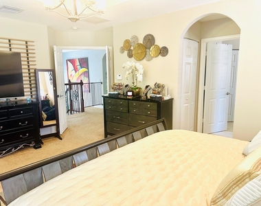 9205 Dupont Place - Photo Thumbnail 36