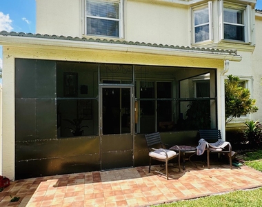9205 Dupont Place - Photo Thumbnail 25