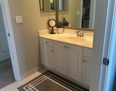 9205 Dupont Place - Photo Thumbnail 42