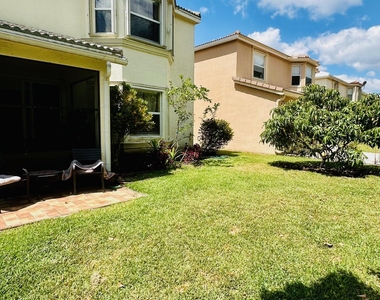9205 Dupont Place - Photo Thumbnail 27