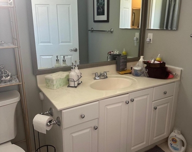 9205 Dupont Place - Photo Thumbnail 44