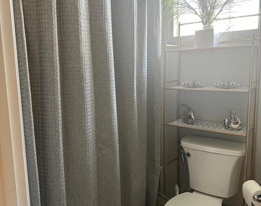 9205 Dupont Place - Photo Thumbnail 43