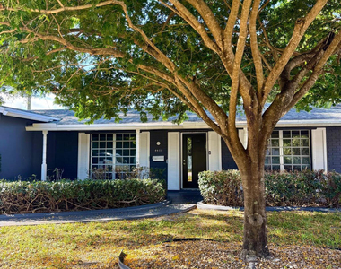 4411 Thomas Street - Photo Thumbnail 1