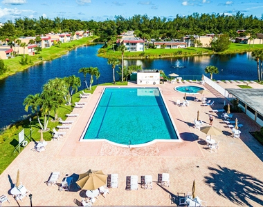 120 Lake Evelyn Drive - Photo Thumbnail 21