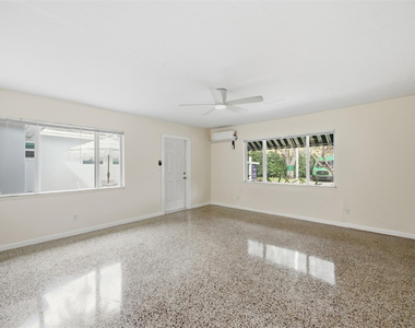 1614 Ne 7th Street - Photo Thumbnail 14