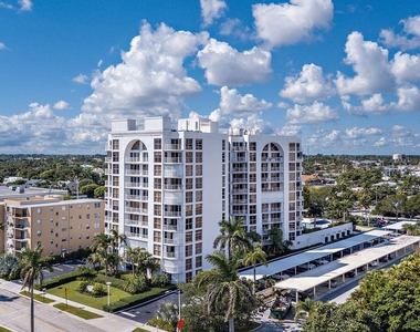 3901 S Flagler Drive - Photo Thumbnail 1
