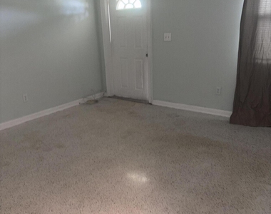 202 W Balboa Street - Photo Thumbnail 4
