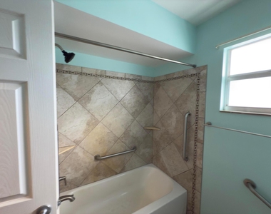 2819 Sw Cornell Avenue - Photo Thumbnail 15