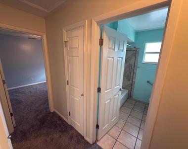 2819 Sw Cornell Avenue - Photo Thumbnail 16