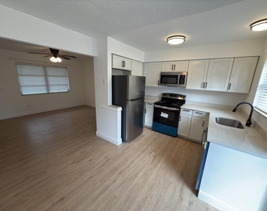 2819 Sw Cornell Avenue - Photo Thumbnail 6