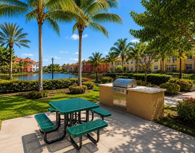 4404 Sw 160th Avenue - Photo Thumbnail 6